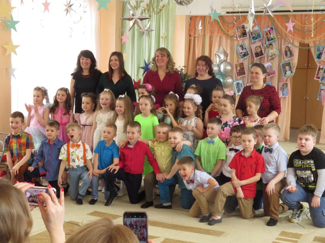 Фотограф в детский сад Санкт-Петербурга. Фотокниги, альбомы, дипломы выпускников.